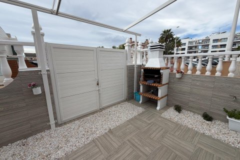 Kaupunkipientalo myytävänä La Zenia, Alicante, Espanja, 3 makuuhuonetta, 120 m2 No. 154803 - kuva 4