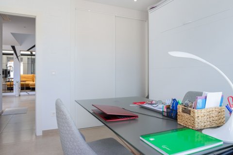 Kaupunkipientalo myytävänä Benijofar, Alicante, Espanja, 3 makuuhuonetta, 127 m2 No. 154807 - kuva 15