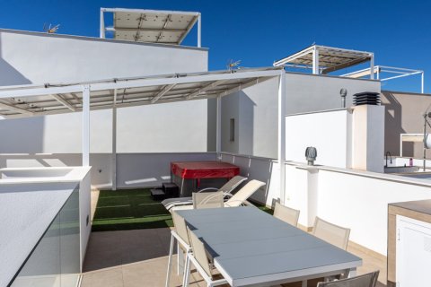Kaupunkipientalo myytävänä Benijofar, Alicante, Espanja, 3 makuuhuonetta, 127 m2 No. 154807 - kuva 29