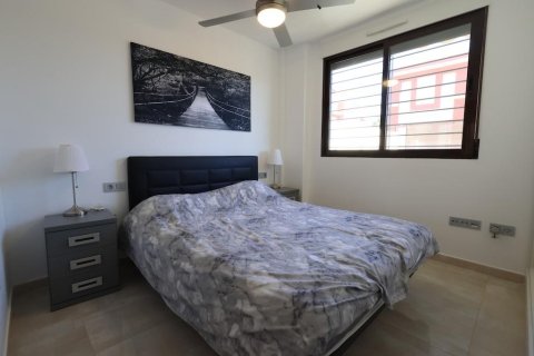 Radhus till salu i Alicante, Spanien 3 sovrum, 64 kvm. Nr. 154802 - foto 11