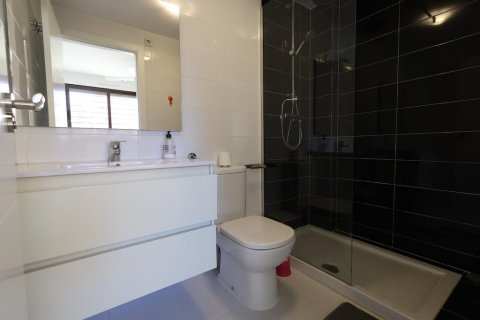 Radhus till salu i Alicante, Spanien 3 sovrum, 64 kvm. Nr. 154802 - foto 12