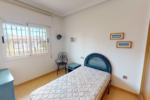 Kaupunkipientalo myytävänä Los Alcazares, Murcia, Espanja, 4 makuuhuonetta, 244 m2 No. 154806 - kuva 17