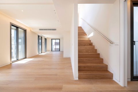 Продажа квартиры в Барселона, Испания 3 спальни, 368м2 №166640 - фото 18