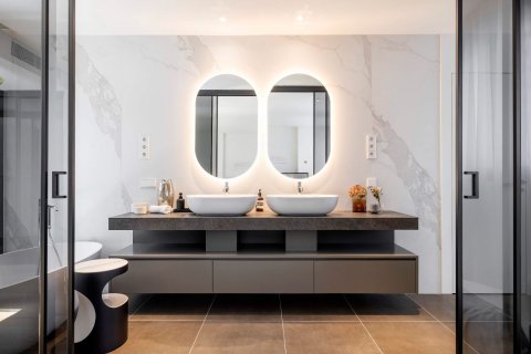 Продажа квартиры в Барселона, Испания 3 спальни, 169м2 №166642 - фото 10