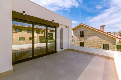 Villa à vendre à Vigo, Pontevedra, Espagne, 4 chambres, 220 m2 No. 158331 - photo 8