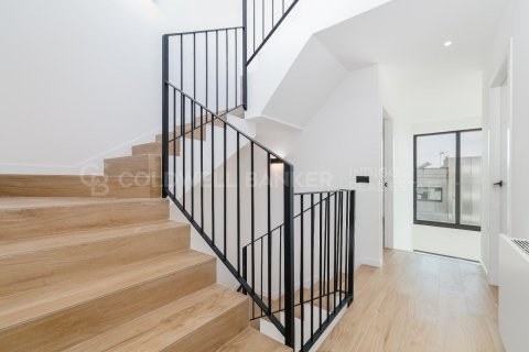 Villa till salu i Vigo, Pontevedra, Spanien 4 sovrum, 220 kvm. Nr. 158331 - foto 28