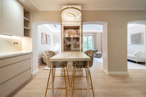 Apartamento en venta en Madrid, España 2 dormitorios, 113 m2 No. 158330 - foto 9
