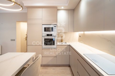 Appartamento in vendita a Madrid, Spagna 2 camere da letto, 113 mq. N° 158330 - foto 23