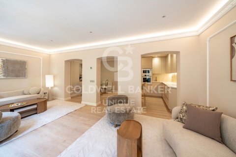 Appartamento in vendita a Madrid, Spagna 2 camere da letto, 113 mq. N° 158330 - foto 16