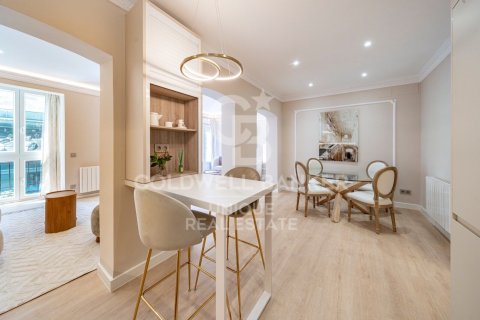 Appartamento in vendita a Madrid, Spagna 2 camere da letto, 113 mq. N° 158330 - foto 1