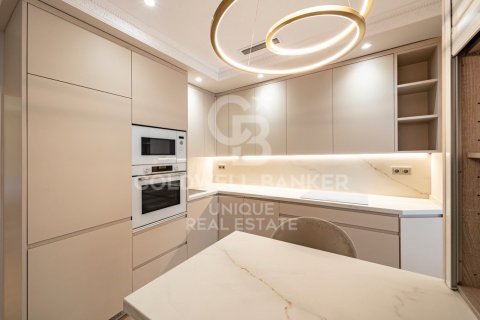 Apartamento en venta en Madrid, España 2 dormitorios, 113 m2 No. 158330 - foto 10