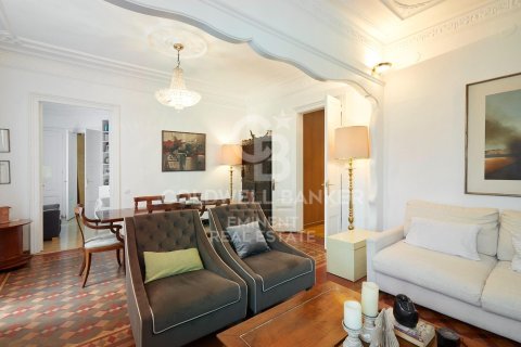 Apartment à vendre à Barcelona, Espagne, 2 chambres, 137 m2 No. 158327 - photo 5