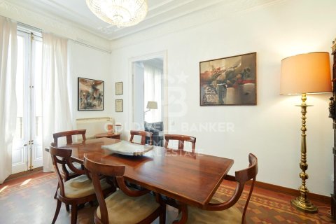 Apartament w Barcelona, Hiszpania 2 sypialnie, 137 mkw. nr 158327 – zdjęcie 6