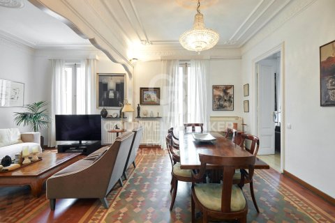 Apartament w Barcelona, Hiszpania 2 sypialnie, 137 mkw. nr 158327 – zdjęcie 3