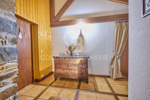 House for sale in Spain 4 bedrooms, 215 sq.m. No. 158328 - photo 22