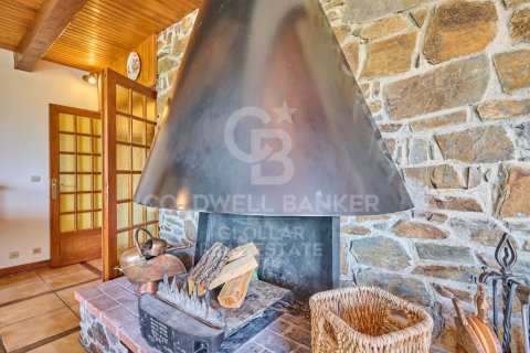 House for sale in Spain 4 bedrooms, 215 sq.m. No. 158328 - photo 8