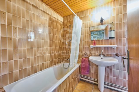 House for sale in Spain 4 bedrooms, 215 sq.m. No. 158328 - photo 25