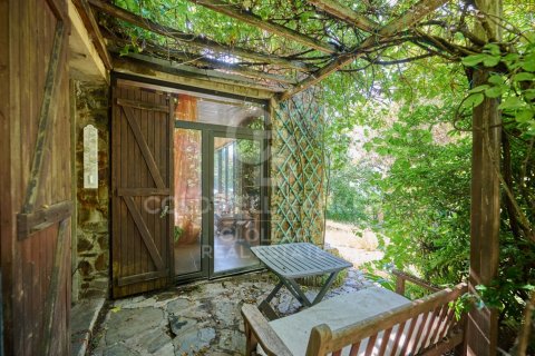 House for sale in Spain 4 bedrooms, 215 sq.m. No. 158328 - photo 4
