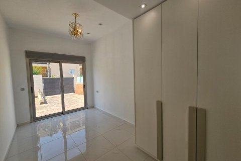 Villa till salu Alicante, Spanien 3 sovrum, 133 kvm. Nr. 137803 - foto 17