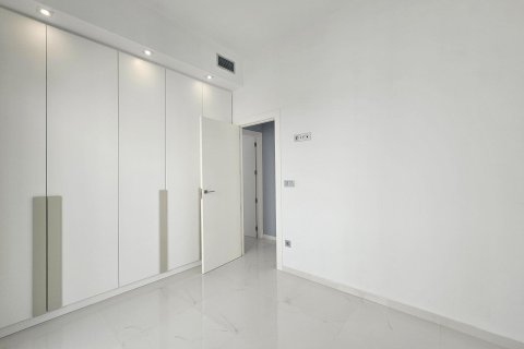 Villa till salu Alicante, Spanien 3 sovrum, 133 kvm. Nr. 137803 - foto 12