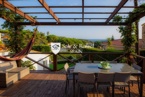 Casa a Lloret de Mar, Girona, Spagna 3 camere da letto, 216 mq. N° 166456