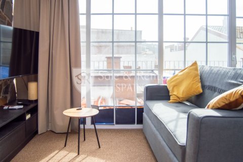 Apartamento en venta en Tossa de Mar, Gerona, España 9 dormitorios, 150 m2 No. 166459 - foto 3