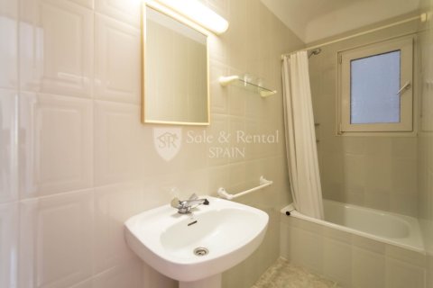 Apartamento en venta en Tossa de Mar, Gerona, España 9 dormitorios, 150 m2 No. 166459 - foto 21