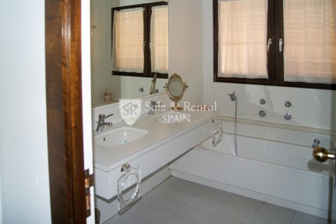 Casa in vendita a Sant Andreu de Llavaneres, Barcelona, Spagna 6 camere da letto, 789 mq. N° 166457 - foto 12