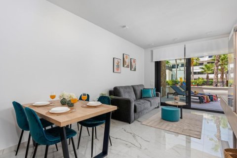 Apartamento en venta en Alicante, España 2 dormitorios, 71 m2 No. 149086 - foto 2