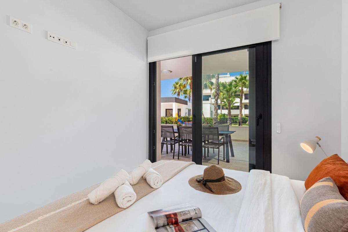Dzīvoklis Alicante, Spānijā 2 istabas, 71 m2 Nr. 149086