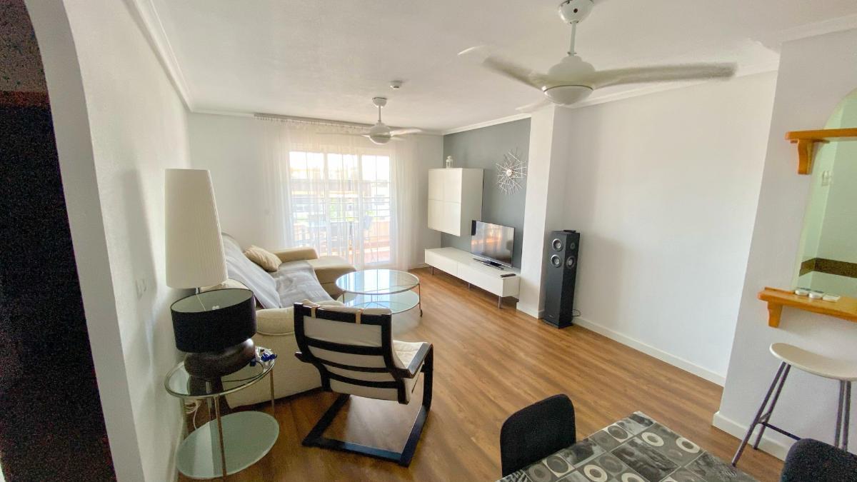 Appartamento a Mil Palmeras, Alicante, Spagna 2 camere da letto, 84 mq. N° 149083