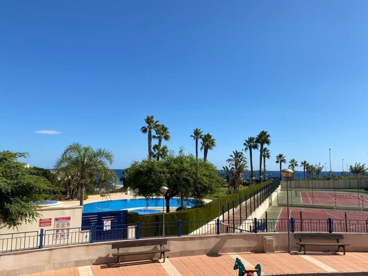 Appartamento a Mil Palmeras, Alicante, Spagna 2 camere da letto, 84 mq. N° 149083