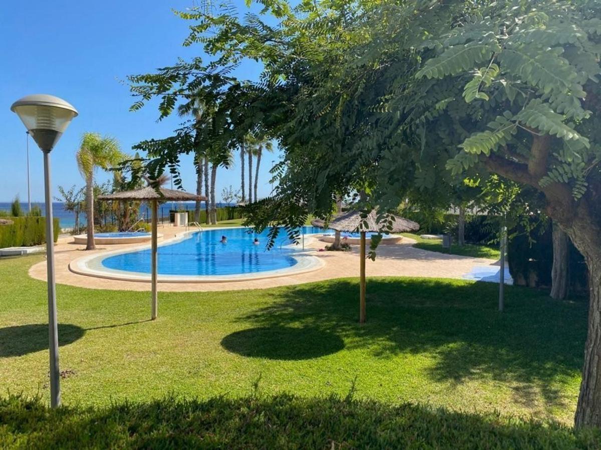 Appartamento a Mil Palmeras, Alicante, Spagna 2 camere da letto, 84 mq. N° 149083