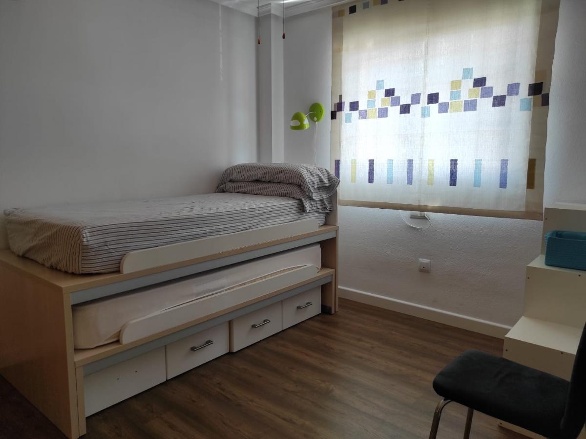 Appartamento a Mil Palmeras, Alicante, Spagna 2 camere da letto, 84 mq. N° 149083