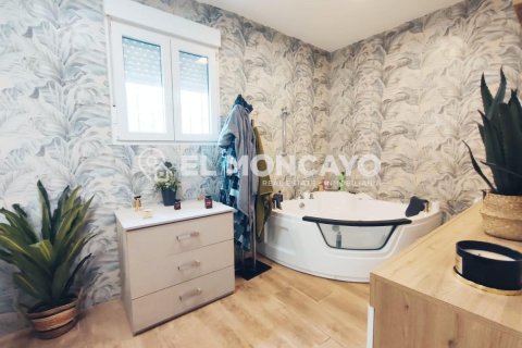 House à vendre à Daya Nueva, Alicante, Espagne, 4 chambres, 431 m2 No. 149088 - photo 18