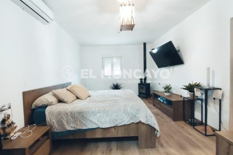 House à vendre à Daya Nueva, Alicante, Espagne, 4 chambres, 431 m2 No. 149088 - photo 15