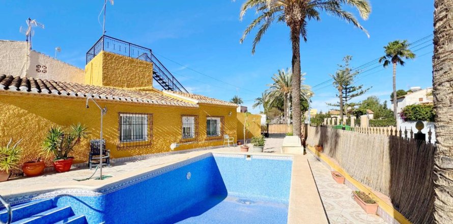 Rindu māja Orihuela, Alicante, Spānijā 4 istabas, 104 m2 Nr. 149089