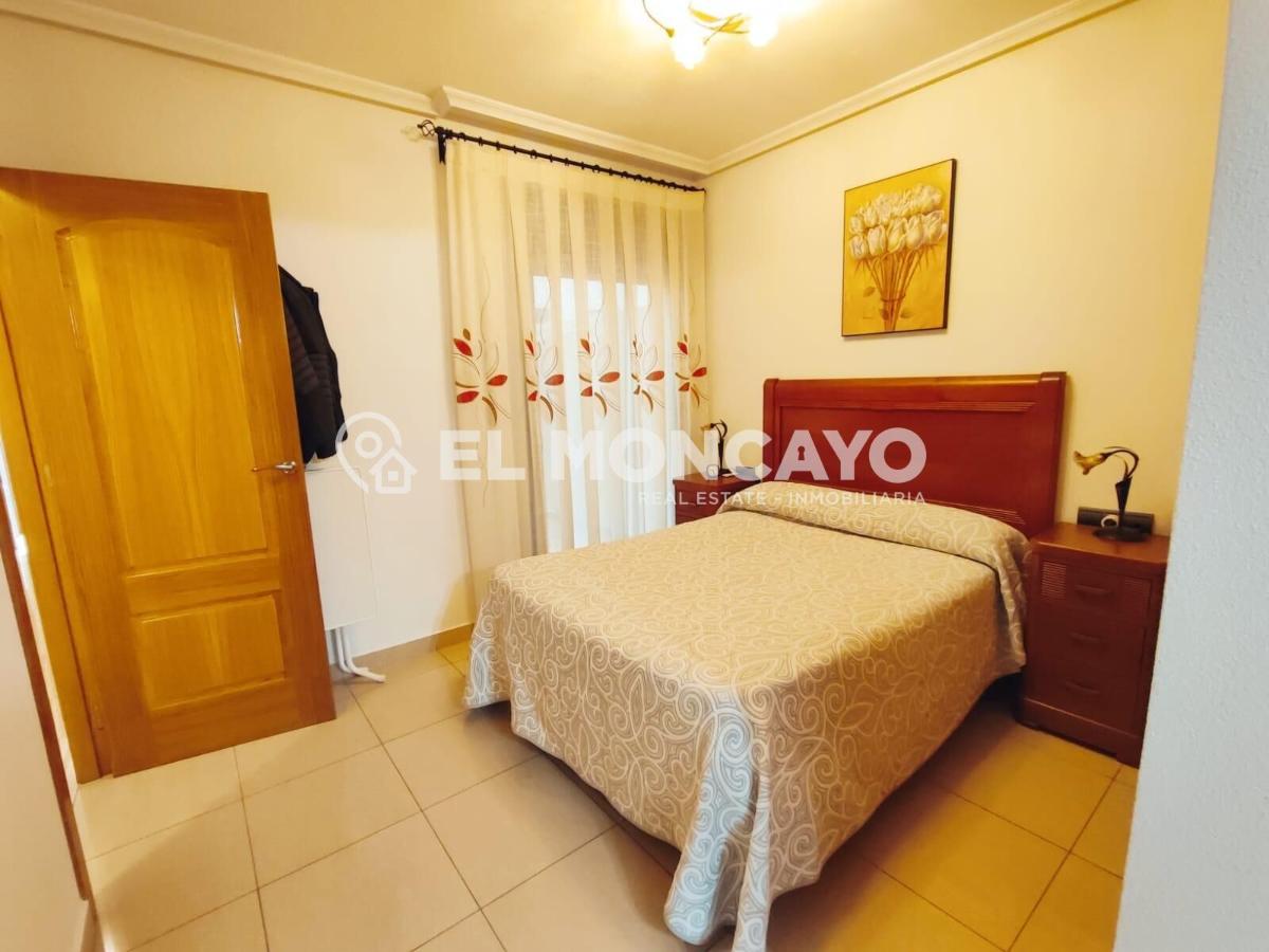 Appartamento a Guardamar del Segura, Alicante, Spagna 4 camere da letto, 122 mq. N° 149085