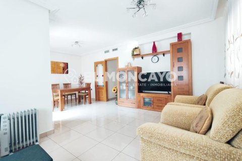 Apartment à vendre à Guardamar del Segura, Alicante, Espagne, 4 chambres, 122 m2 No. 149085 - photo 3