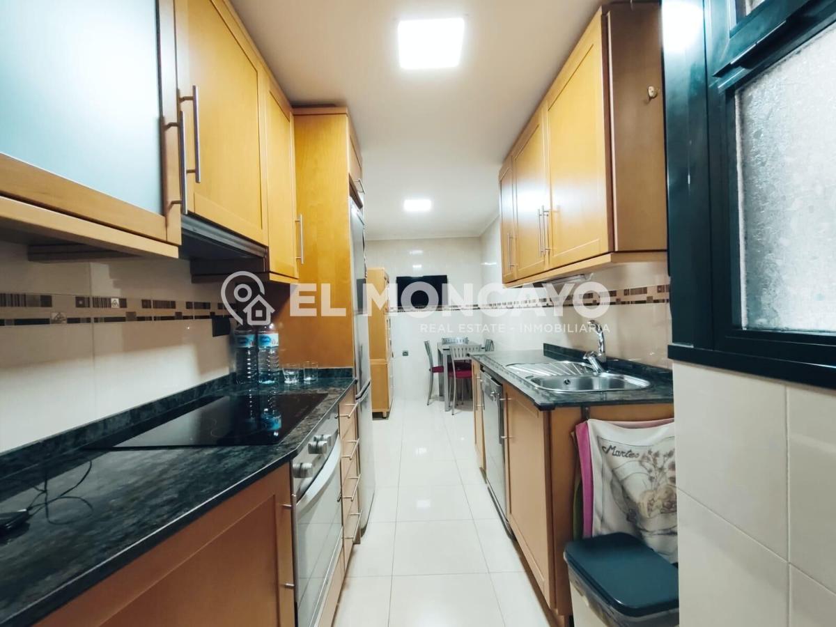 Appartamento a Guardamar del Segura, Alicante, Spagna 4 camere da letto, 122 mq. N° 149085