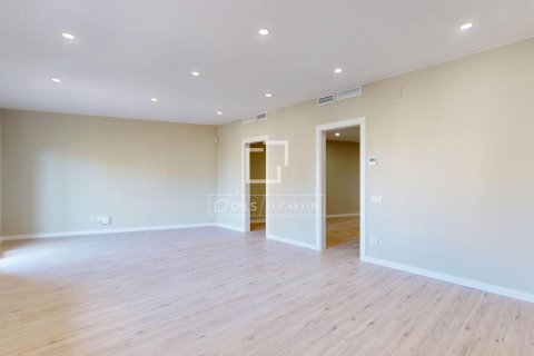 Apartament w Barcelona, Hiszpania 3 sypialnie, 90 mkw. nr 160831 – zdjęcie 14