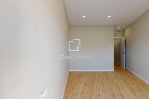 Apartament w Barcelona, Hiszpania 3 sypialnie, 90 mkw. nr 160831 – zdjęcie 29