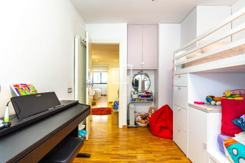 Dzīvoklis pārdošanā Esplugues de Llobregat, Barcelona, Spānijā 3 istabas, 192 m2 Nr. 160834 - attēls 30