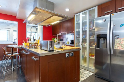 Dzīvoklis pārdošanā Esplugues de Llobregat, Barcelona, Spānijā 3 istabas, 192 m2 Nr. 160834 - attēls 19