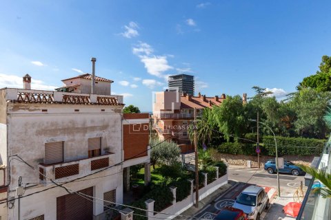 Villa pārdošanā Esplugues de Llobregat, Barcelona, Spānijā 3 istabas, 240 m2 Nr. 160836 - attēls 8