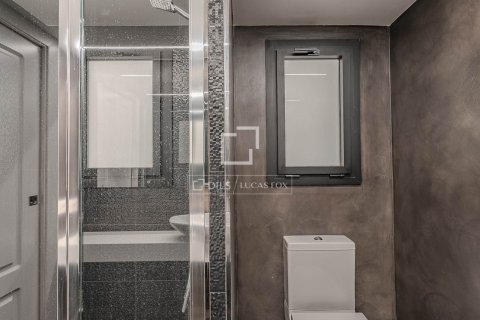 Apartament w Barcelona, Hiszpania 3 sypialnie, 212 mkw. nr 160835 – zdjęcie 30