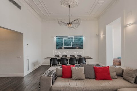 Apartament w Barcelona, Hiszpania 3 sypialnie, 212 mkw. nr 160835 – zdjęcie 11