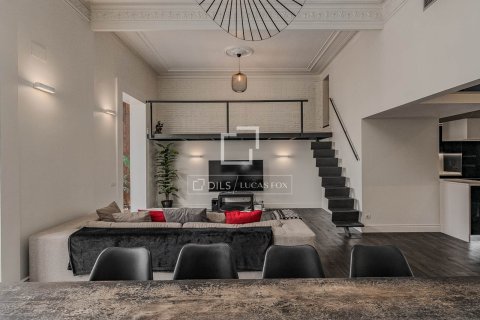 Apartament w Barcelona, Hiszpania 3 sypialnie, 212 mkw. nr 160835 – zdjęcie 17