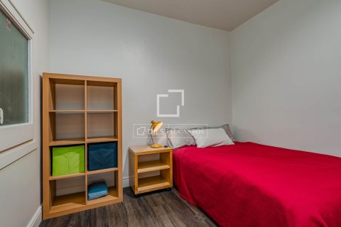 Apartament w Barcelona, Hiszpania 3 sypialnie, 212 mkw. nr 160835 – zdjęcie 23