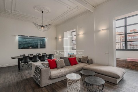 Apartament w Barcelona, Hiszpania 3 sypialnie, 212 mkw. nr 160835 – zdjęcie 12